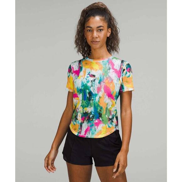 Lululemon High Neck Run and Train Tee in No Limits White Multi Sz 4 - Picture 1 of 8